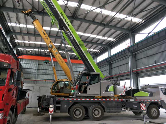 乐业县高空车出租需要注意哪些安全事项？